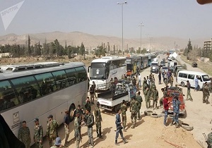 اهالی بازداشت شده دوما با ۲۴ اتوبوس از این شهر خارج شدند