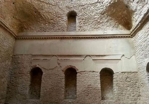 کاخ ساسانی سروستان گنبدی آجری شکل در فارس