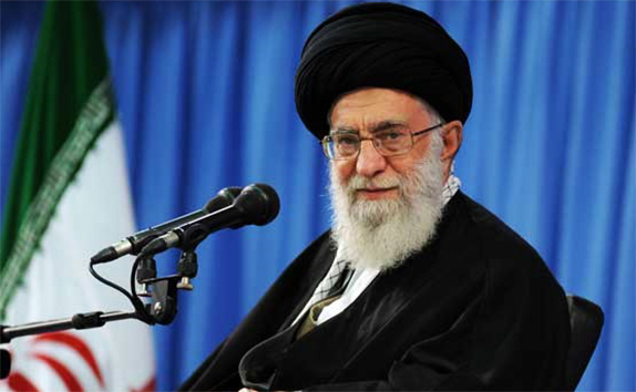 تصویری از رهبر معظم انقلاب در حرم حضرت زینب(س)