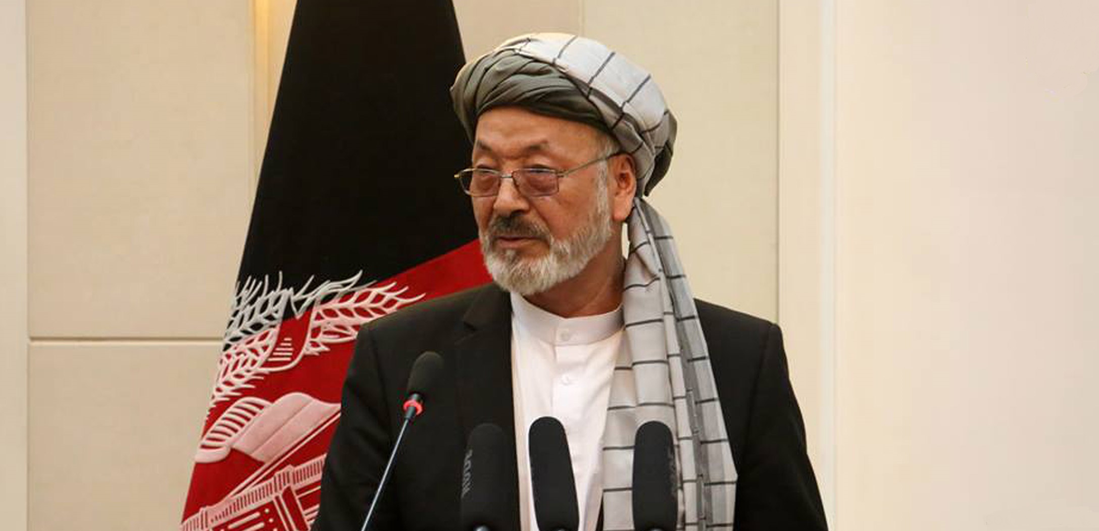 برقراری صلح در افغانستان توسط خارجی ها امکان پذیر نیست
