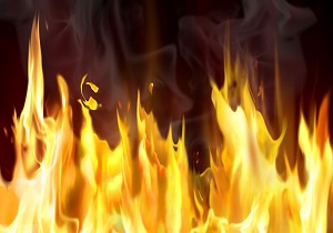 روشن ماندن اُتو، آتش به جان خانه زد + تصاویر