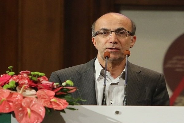 افزایش کیفیت دارو‌های ایرانی اولویت سازمان غذا و دارو در سال ۹۷ /بخش اعظم صنعت داروسازی کشور خالی است