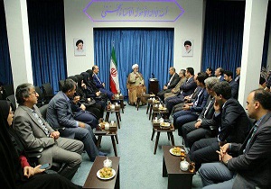 رسانه در ترویج فرهنگ نماز نقش بسزایی دارد