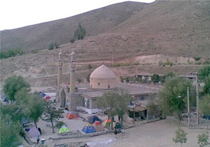 حضور یک میلیون و ۵۰۰ هزار نفر در بقاع متبرکه