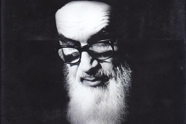 امام خمینی ره : تا پای جان وفادار بمانید ...