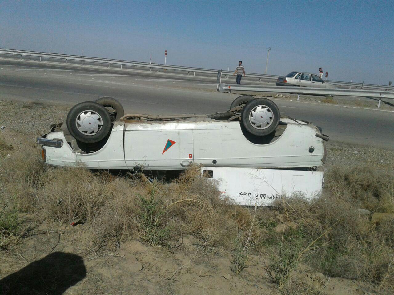 واژگونی خودرو وانت در مه ولات حادثه ساز شد