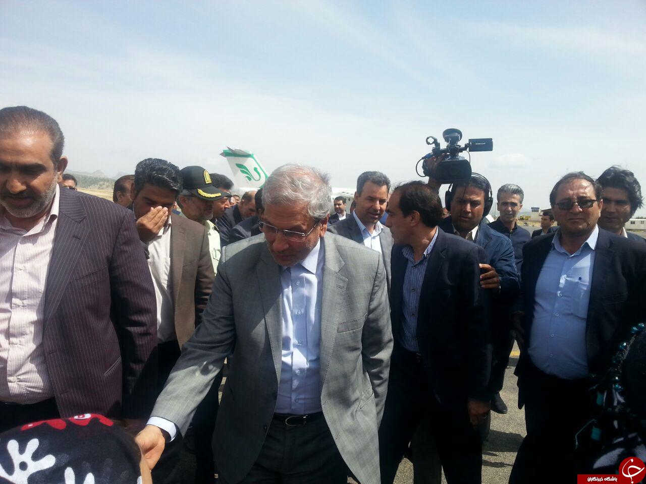 ورود وزیر تعاون،کار و رفاه اجتماعی به ایلام+عکس