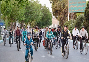 برگزاری نود و هشتمین هفته از همایش دوچرخه سواری پنجشنبه‌های یزد
