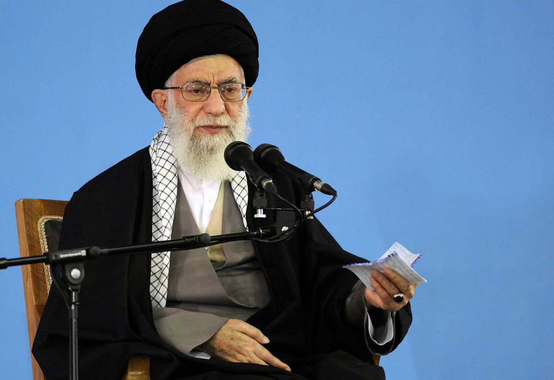 تمجید رهبر انقلاب از فروشگاه&zwnj;هایی که فقط محصول ایرانی می&zwnj;فروشند +فیلم