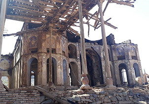 تلاش پلیس برای دستگیری عاملان آتش سوزی کاخ سرهنگ آباد زواره اردستان