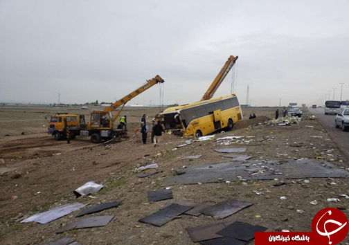 سانحه رانندگی با ۲۰ مصدوم در آزاد راه قزوین، کرج +تصاویر