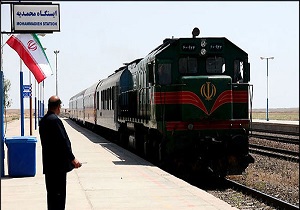 جابه جایی۱۲۰هزار مسافر از ایستگاه راه آهن قم