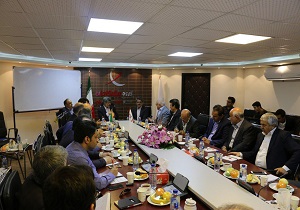 پایداری سرمایه‌های یزد تنها با انتقال آب پایدار امکان پذیر است