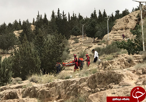 امداد کوهستان برای نجات بیمار دچار حمله قلبی