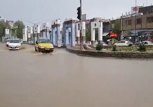 آبگرفتگی معابر مریوان + فیلم