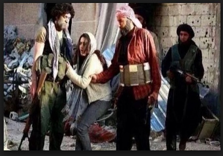 روایتی از روزهای سخت زنان و دختران ایزدی در زندان&zwnj;های داعش/ برای نجات از نگاه&zwnj;های ناپاک، دست و پاهایمان را می&zwnj;شکستیم!