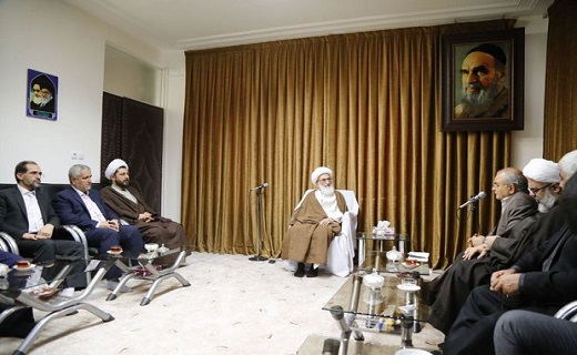 ادامه دیدارهای نوروزی استاندارقم با مراجع تقلید و مسئولان استانی