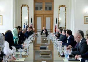 نشست جمعی از اساتید و پژوهشگران ارشد اندیشکده والدای روسیه با ظریف