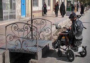 برای حل مشکل معلولان به بودجه نیازمندیم/ تنها ۳۵۰ هزار نفر از معلولان مستمری می&zwnj;گیرند/ دولت متصدی خوبی برای رسیدگی به وضعیت معلولان نیست
