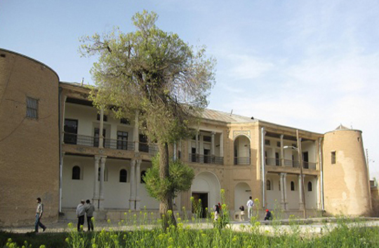 قلعه تاریخی دزک جاذبه گردشگری چهارمحال و بختیاری قلعه تاریخی دزک جاذبه گردشگری چهارمحال و بختیاری