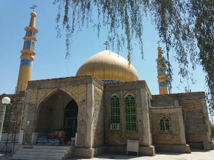 آستان امامزاده سیدسلیمان (ع) پذیرای زوار ومسافران نوروزی