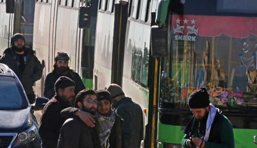 خروج اولین کاروان تروریست‌ها از دوما به مقصد شمال سوریه