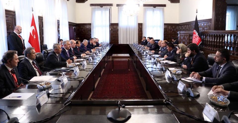 تاکید نخست وزیر ترکیه بر حمایت از روند صلح افغانستان با مالکیت افغان ها