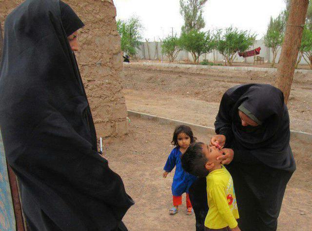 6500 کودک اتباع بیگانه در رفسنجان واکسینه می شوند