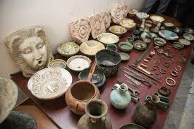 کشف اشیاء قیمتی در دره شهر