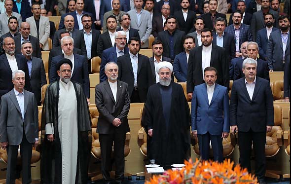گزارش تصویری از دوازدهمین سالروز ملی فناوری هسته&zwnj;ای با حضور روحانی