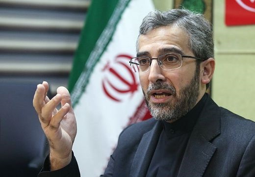 غربگرایان با عادی سازی مذاکرات موشکی به دنبال غیرت زدایی ملی هستند