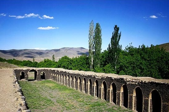 &nbsp;سوارکاری همدان یکی از مکتب های شناخته شده و صاحب سبک کشور است.