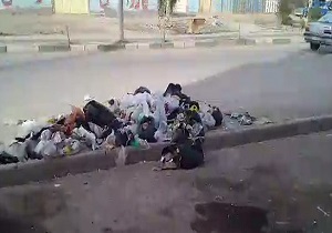 انباشت زباله در خیابان ذوالفقاری آبادان + فیلم