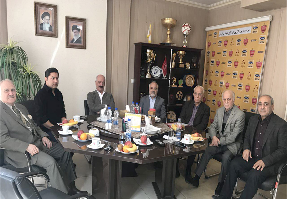 بررسی شرایط آکادمی و بازی&zwnj;های لیگ قهرمانان در نشست هیأت مدیره پرسپولیس