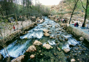 کاهش ۵۰ درصدی آب چشمه پیرغار