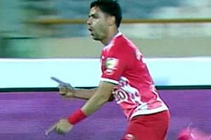 گل اول پرسپولیس به پارس جنوبی جم + فیلم