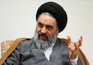 انقلاب اسلامی نگاه جهان را به دین برگرداند
