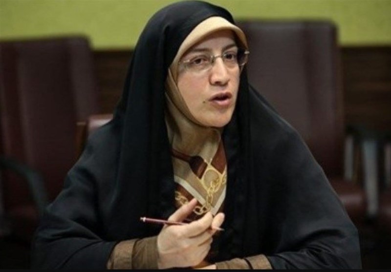 احزاب برای خرید کالای ایرانی فرهنگ‌سازی کنند/مشکل اشتغال با افزایش تولید داخلی برطرف می‌شود