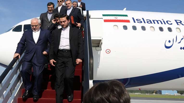 محمد جواد ظریف به تهران بازگشت