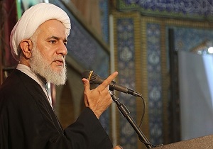 ایران برای تقویت بنیه دفاعی خود از هیچ قدرتی اجازه نمی‌گیرد