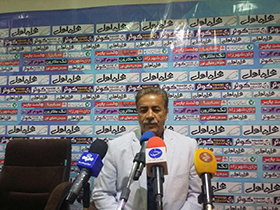 باید فکر کنیم که در لیگ برتر می‌مانیم