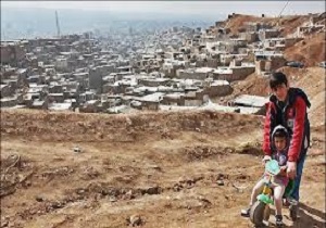 بر طرف شدن مشکل حاشیه نشینی در شهر‌ها باید مورد توجه جدی قرار گیرد