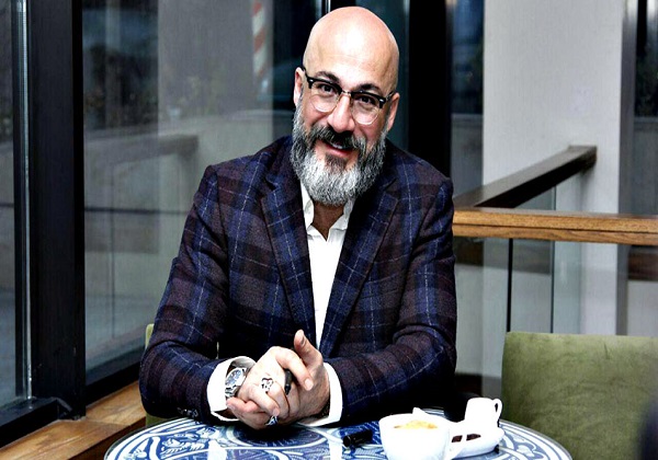 امیر آقایی پس از 15 سال به تئاتر باز می گردد