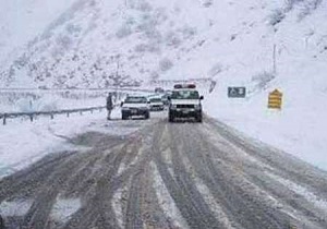بارش برف و لغزنده بودن جاده اسالم - خلخال