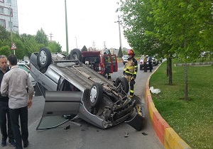 واژگونی خودرو در قزوین