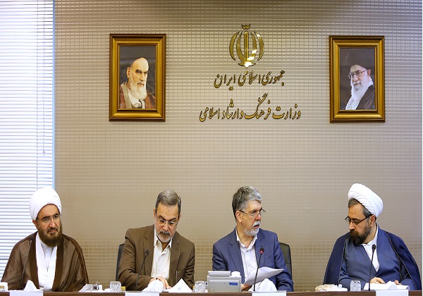 مدیریت مساجد از دست مردم خارج نشود