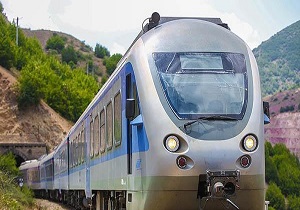قطار مسافربری قم- تهران برای تردد آسان به ۷ رام افزایش یافت