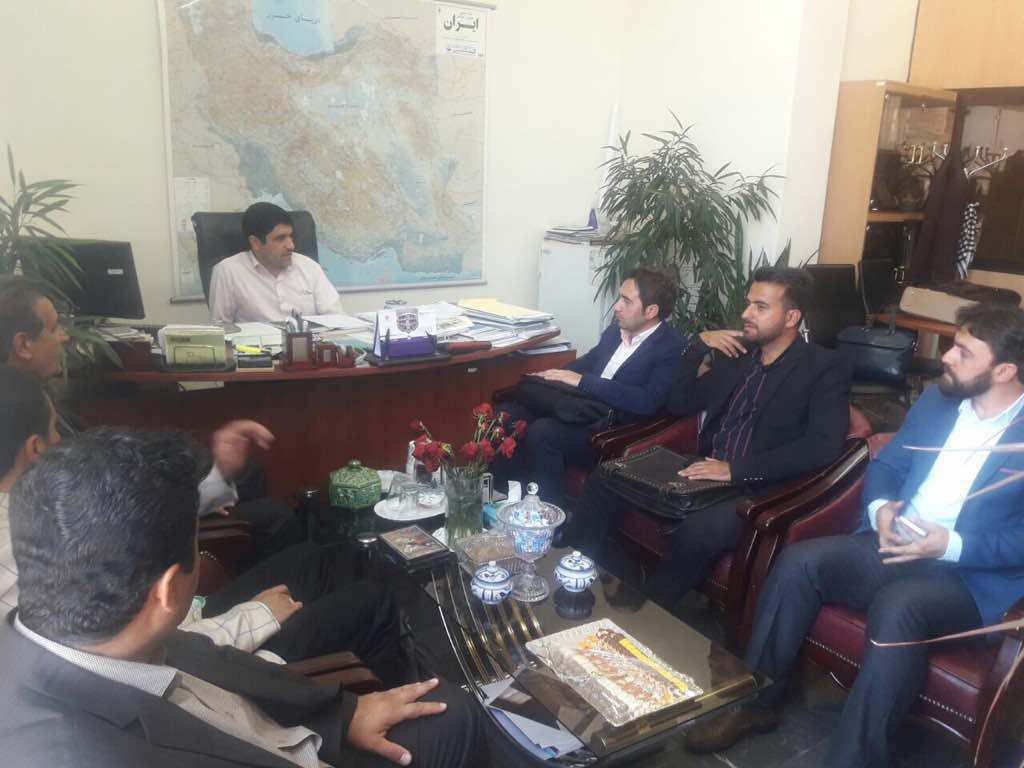 انتخاب یکی از دهیاران استان کرمان در انجمن دهیاران کشور