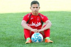 به خاطر محرومیت تیم پرسپولیس، تمدید کردم!