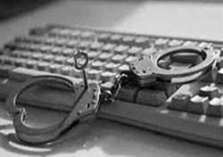 هتک حیثیت در پی سرقت تصاویر شخصی